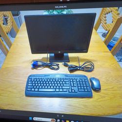 Monitor & Keyboard 