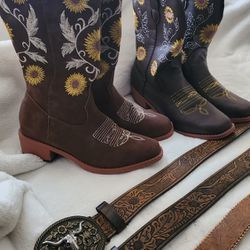 Cowgirls Boots And Belts 