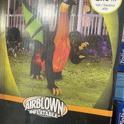 Huge Dragón With Lights Blow Up 7ft 