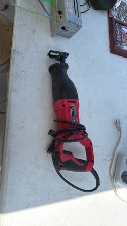 Reciprocating saw