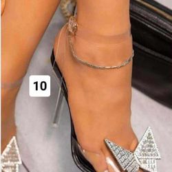 New Women’s Shoes Size 10