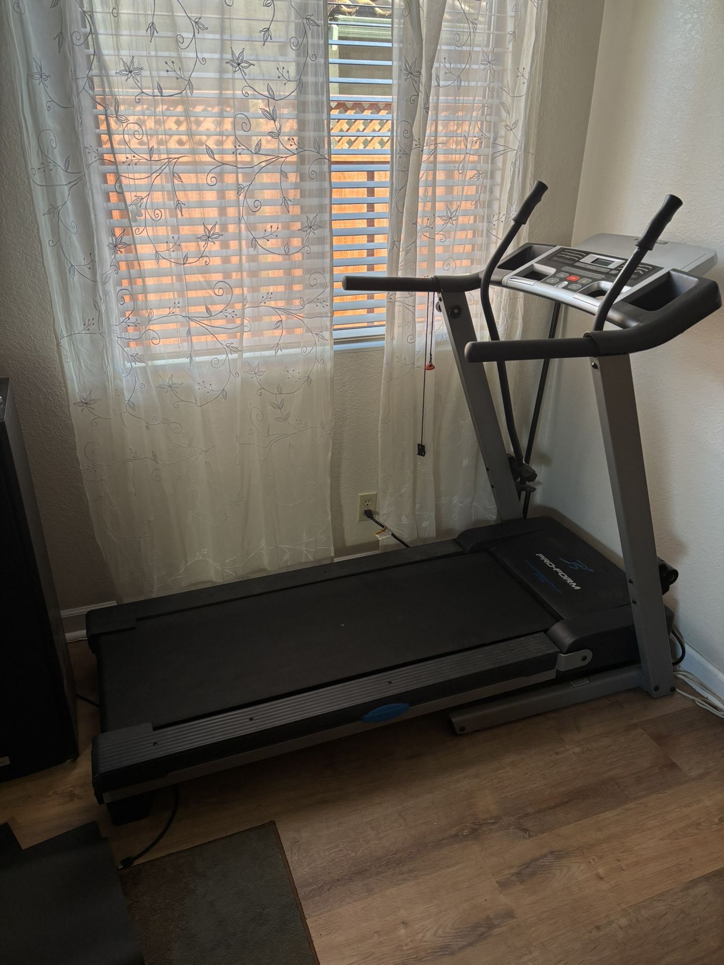 Pro-Form Crosswalk 415 Treadmill