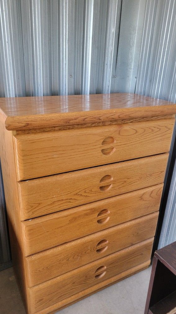 5 Drawer Solid Oak Dresser