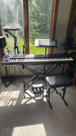 Roland Rd 2000 keyboard