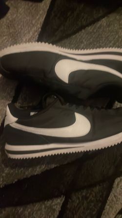 Nike Air Cortez size 9.5