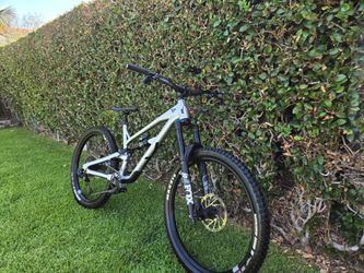 Yt jeffsy core 2 2022 large 27.5