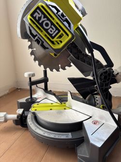 RYOBI 7-1/4" compound MITER SAW, model TS1144