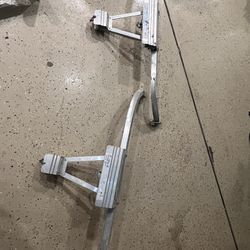 Werner aluminum ladder stabilizer