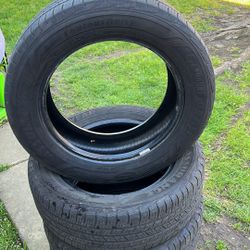  Set Of 4 Tires Used 205/60/16  Good Condition 