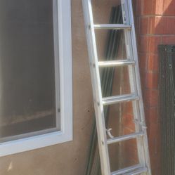 Adjustable Aluminum Ladder 