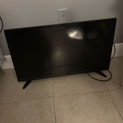 32 Inch Insignia Roku Tv