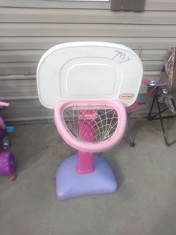 Little Tikes TotSports Easy Score Basketball Goal