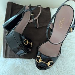 Gucci- Sandals 