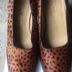 Women’s  Leopard Print Shoe
