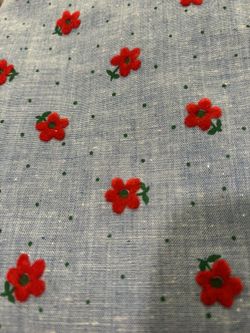 Vintage Sweet Red Felt Flowers On Chambray Cotton Blend Fabric