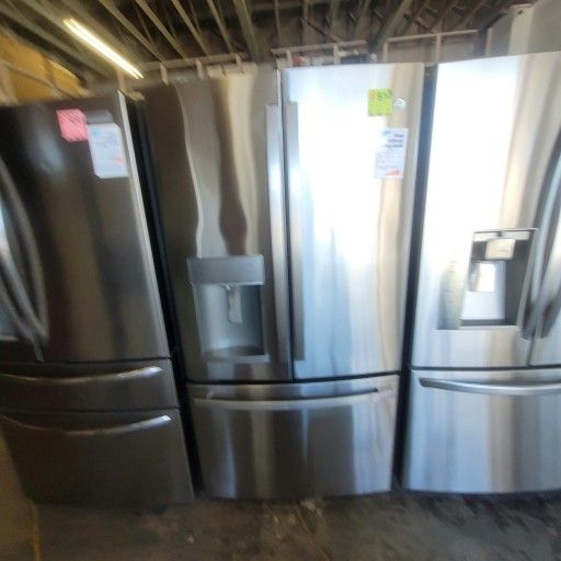 36inches wid th GE Ref rigerator Fri dge Including Warranty!