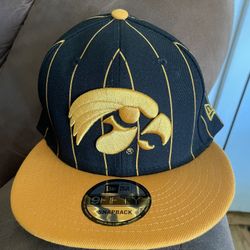 Iowa Hawkeyes New Era NCAA SnapBack Hat 