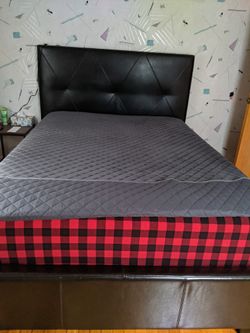 Queen Size Bed Frame with Six Drawers Plus More