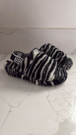 Ugg Slides