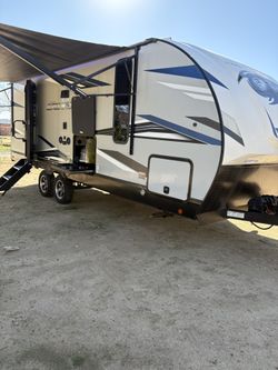 2022 Forest River Alpha Wolf 22Sw-L