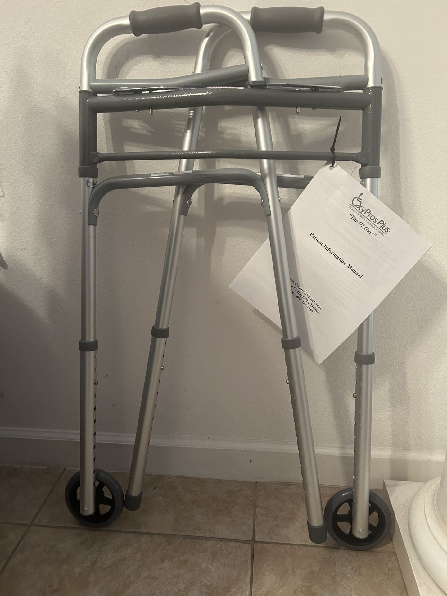 Oxypros Plus (P1305) - Folding Walker