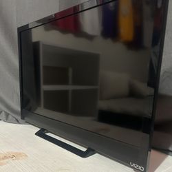 VIZIO 21.5 in LED HD TV