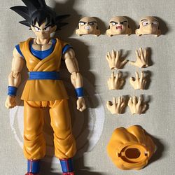SHF Daima Son Goku Figure