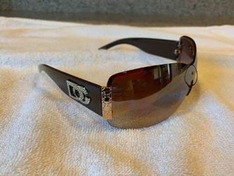 Brand New "Brown" Women’s DG Oversize Sunglasses