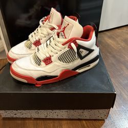 Jordan 4 Fire Red