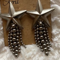 Vintage Silver Star Design And Dangling Beads Earrings (solid)by Evril 