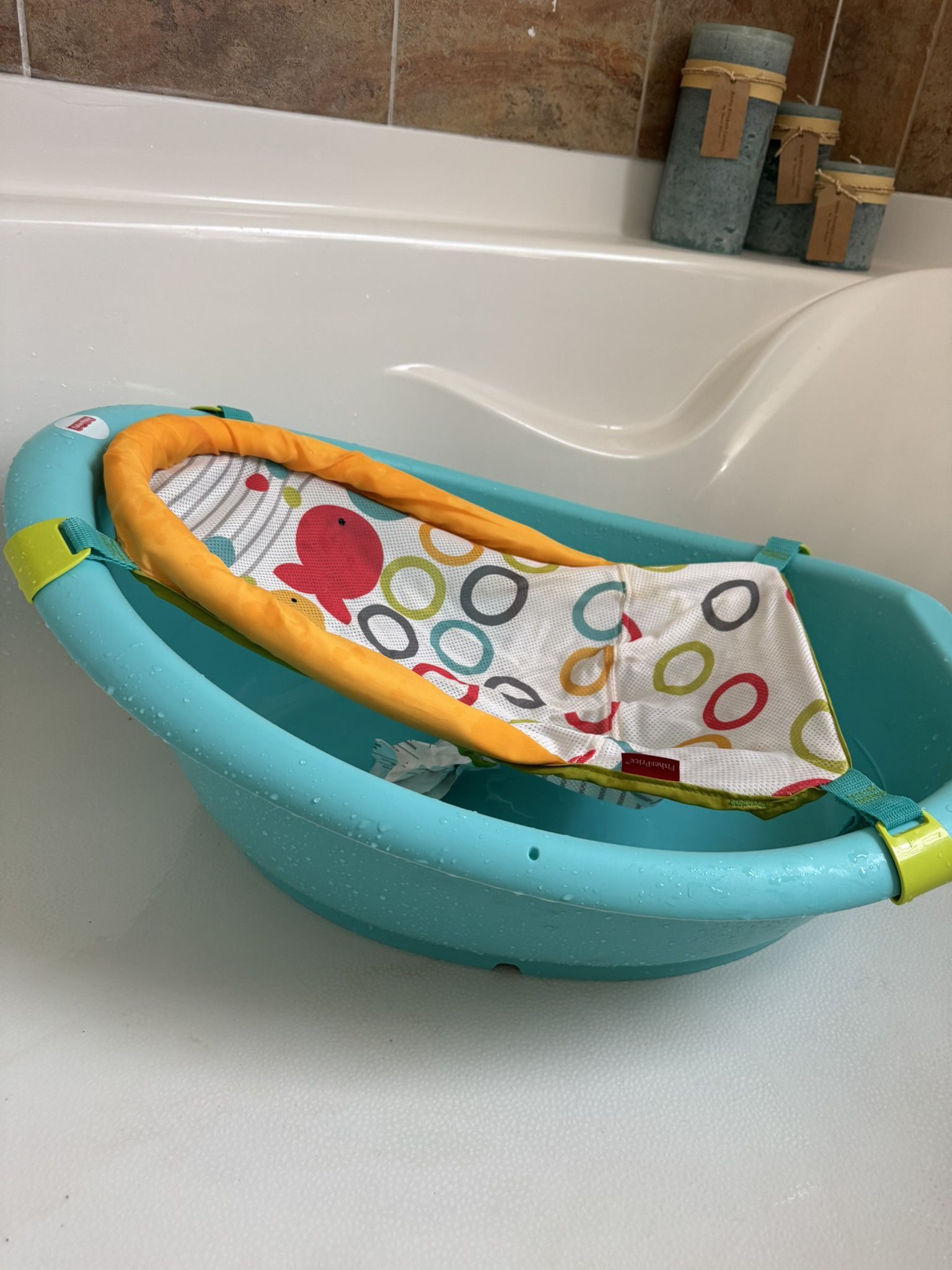 Bath tub