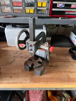 Mini arbor press