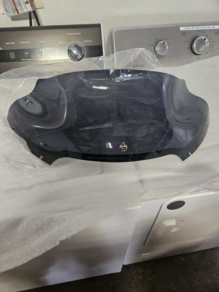 23 Road Glide Klockwerks Windshield