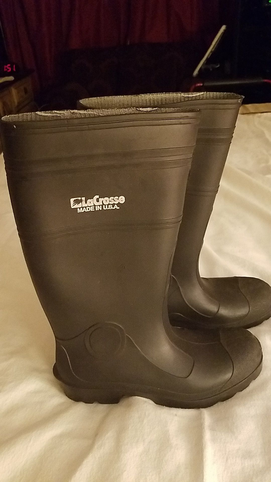 LaCrose Size 10 Rubber Boots