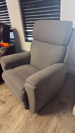 Lazy boy recliner