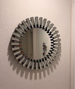 City Furniture Modern Sunburst Wall Mirror – Excellent Condition