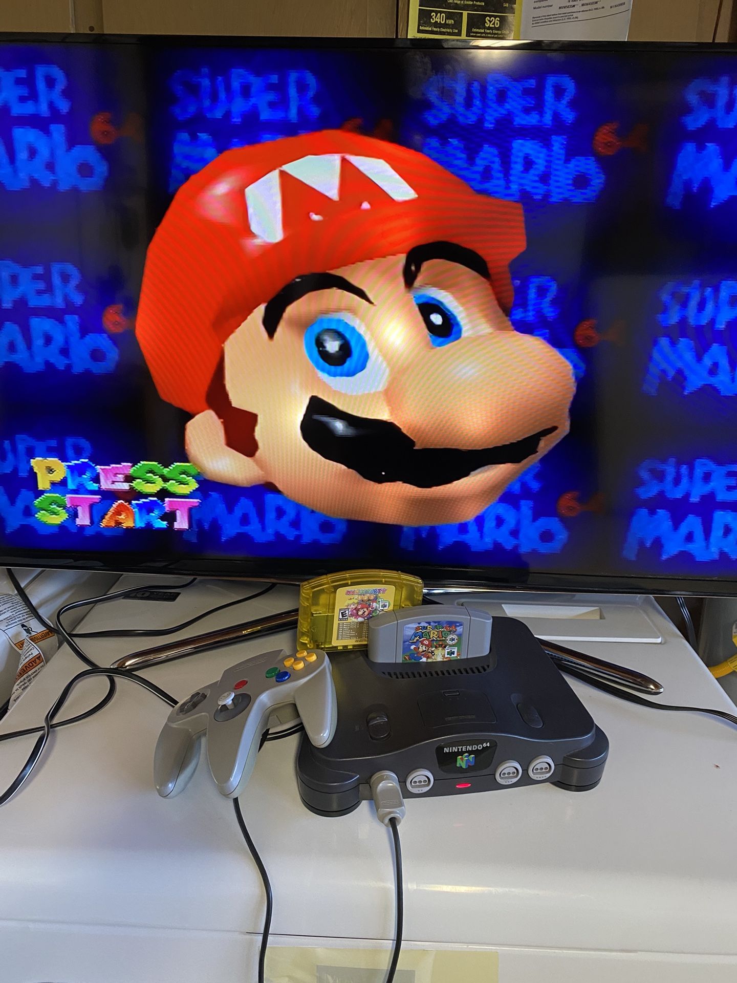 Nintendo 64 + 19 Games