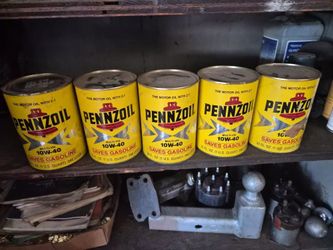 vintage 1-quart Pennzoil Multi-Vis 10W-40 motor oil can from approximately the 1970s or 1980s.