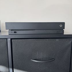 Xbox One X