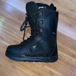 DC Snowboarding Boots