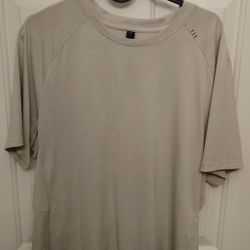 Lululemon Drysense Mens T shirt Size Medium Short Sleeve Gray