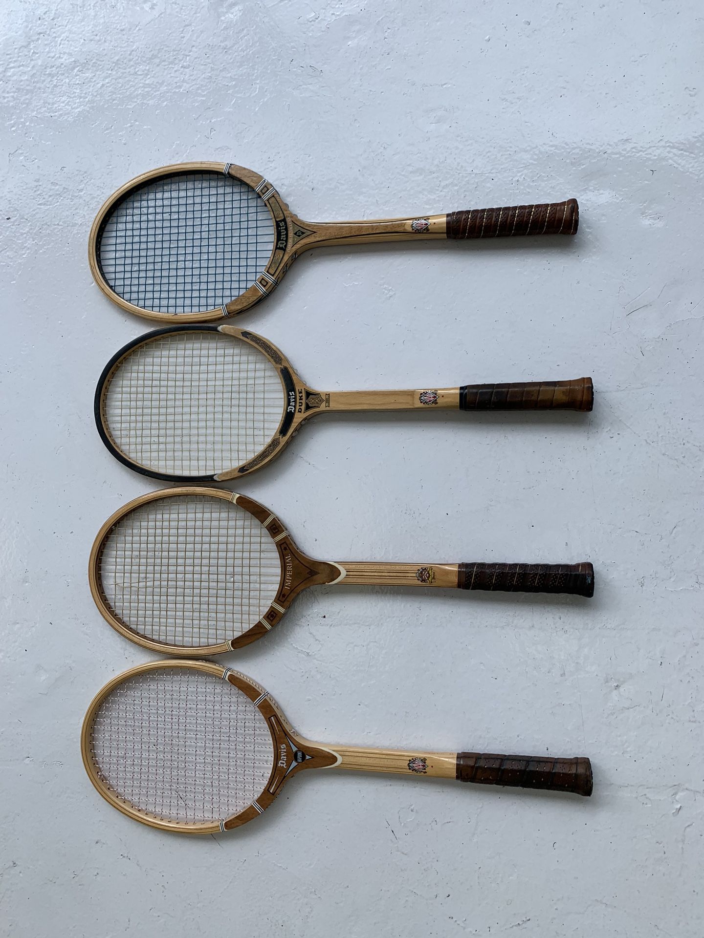 Davis Tennis Racquets (4)