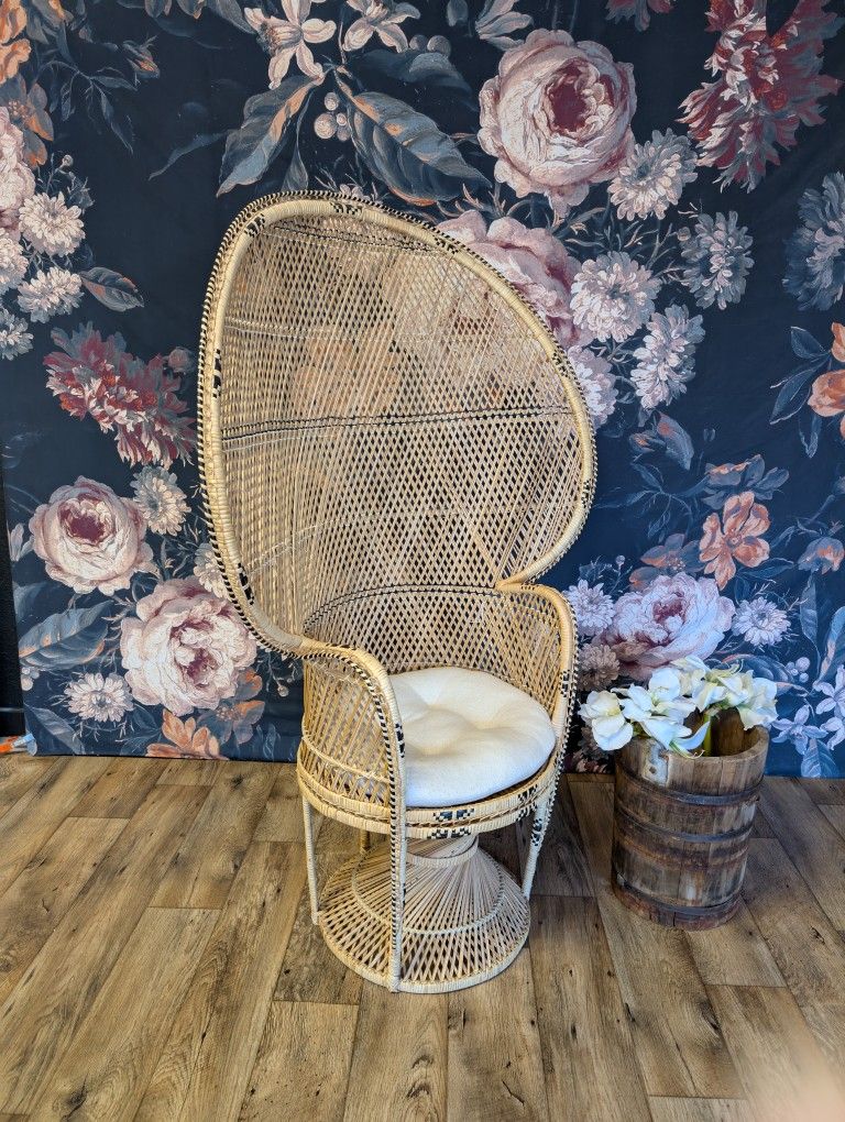 Vintage Wicker Chair