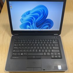 DELL laptop ssd drive win 11 i5 processor 8 gb ram 14 inch screen