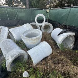 Fire Pit/ Outdoor Grill