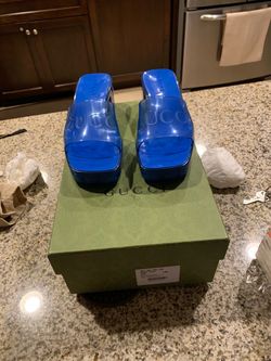 Gucci slides