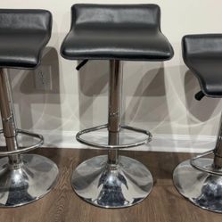 Set Of 3 Leather Bar Stools