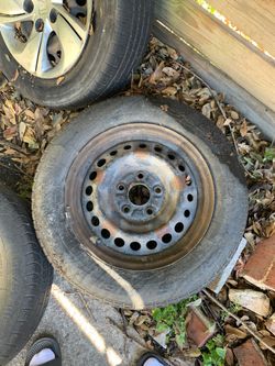 Tire and rim p195/65 r15