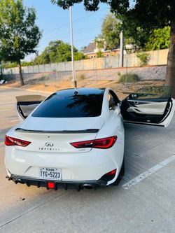 2017 Infiniti Q60