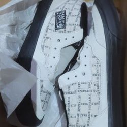 Supreme Vans Half Cab White Black Grid Size 9 Brand New 